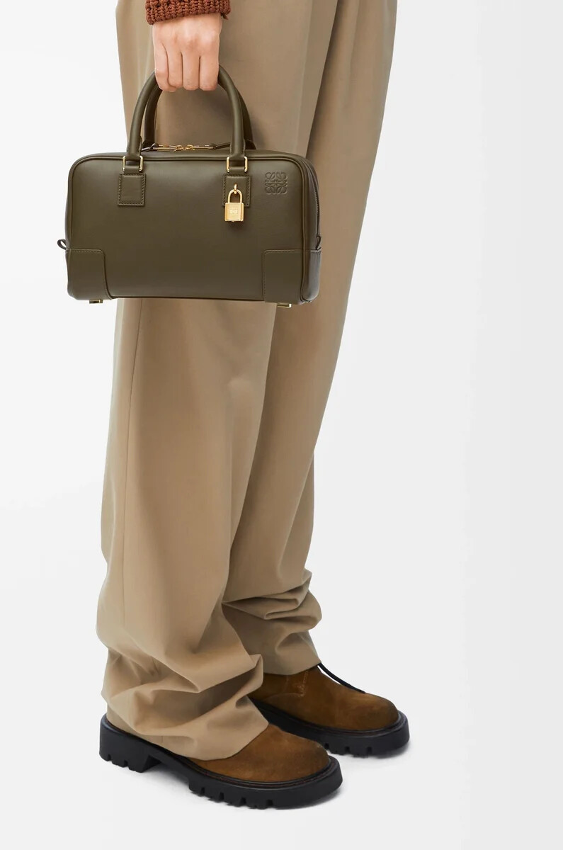 amazona 23 tasche aus nappa-kalbsleder in dunkelkhaki