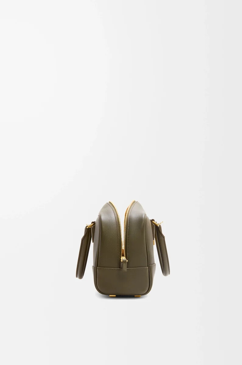 amazona 23 tasche aus nappa-kalbsleder in dunkelkhaki