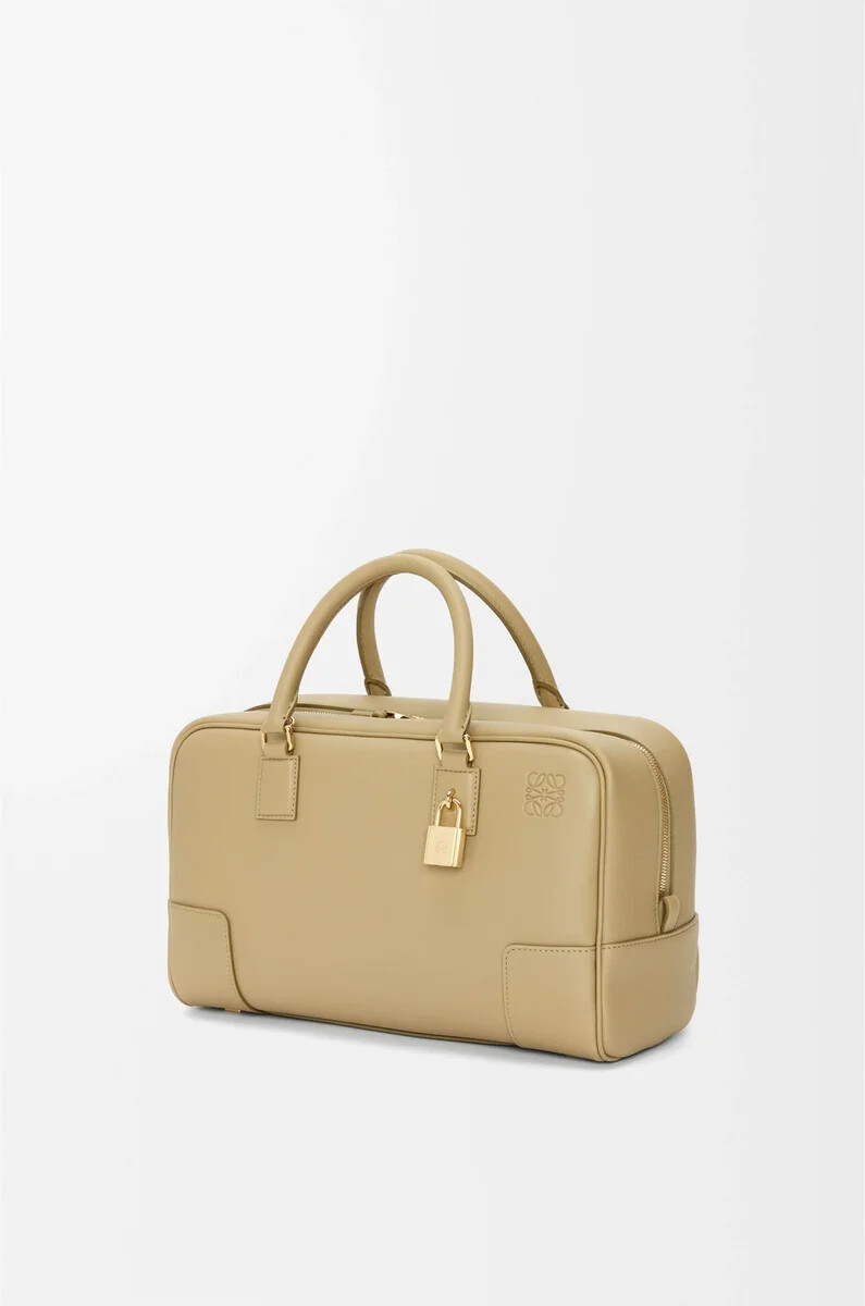 amazona 28 tasche aus nappa-kalbsleder in tongrün