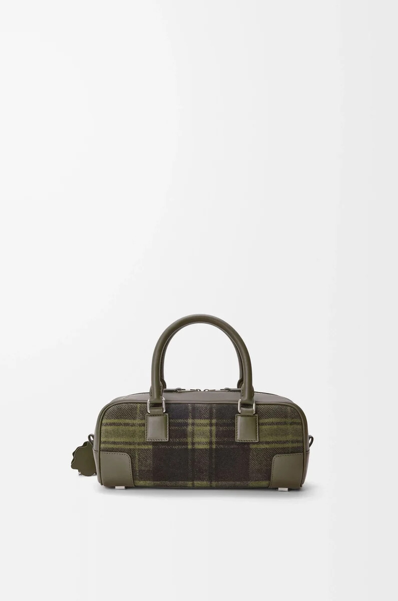 amazona 23 cropped bag aus tartan-wildleder und nappa-kalbsleder khakigrün