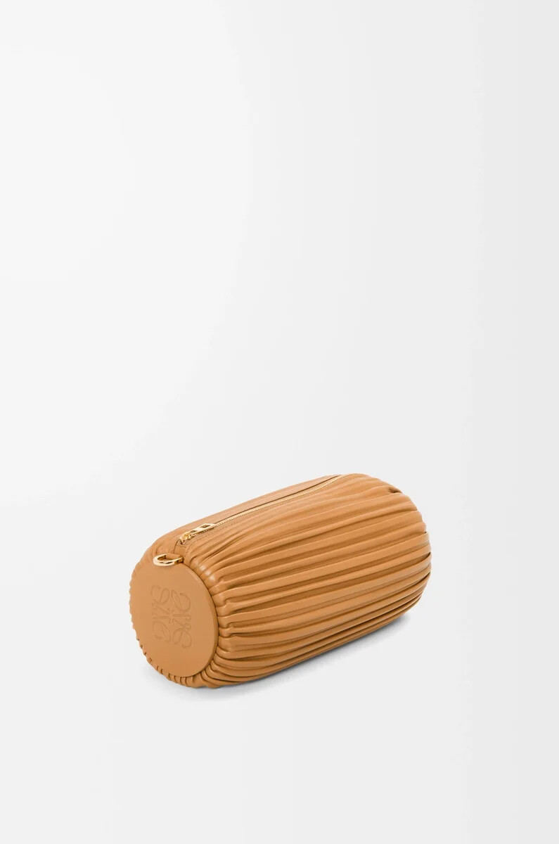 armbandbeutel aus plissiertem nappa-lammleder farbe warm desert