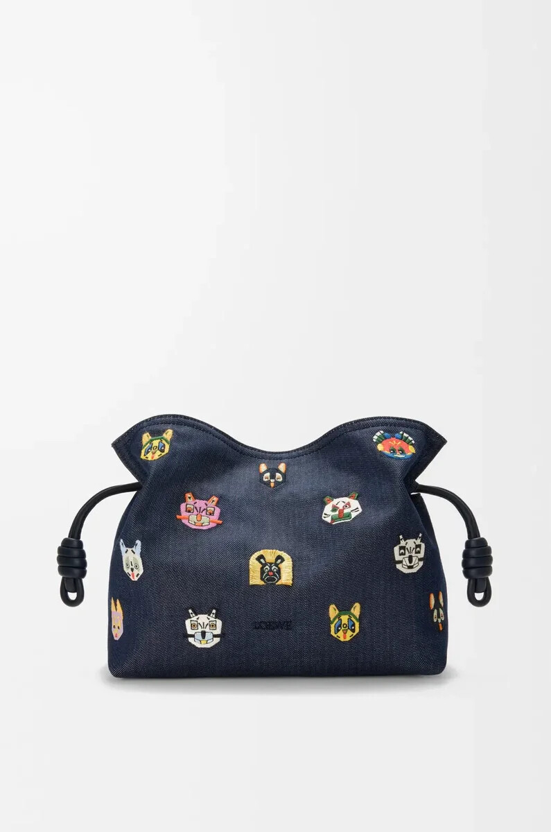 katzen-clutch flamenco mittelgroß aus besticktem denim blau