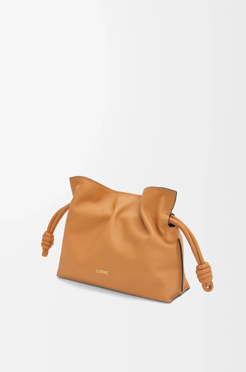 mini flamenco clutch aus nappa-kalbsleder farbe warm desert