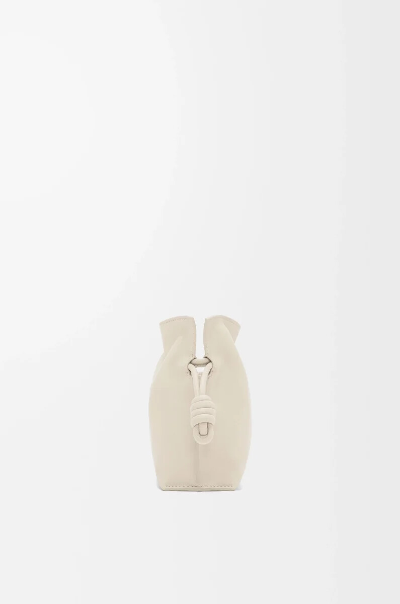 mini flamenco clutch aus nappa-kalbsleder in meersalz