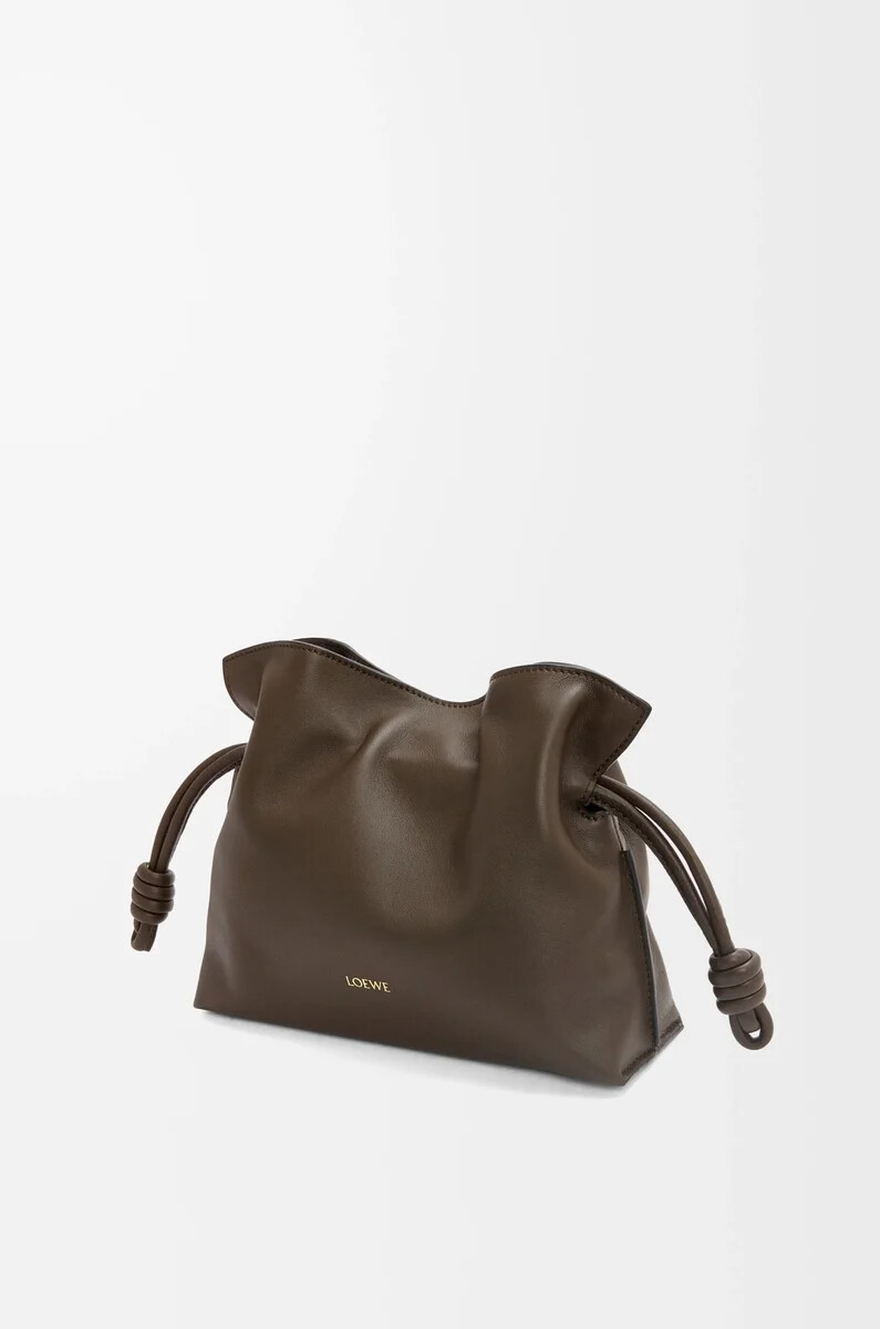 mini flamenco clutch aus nappa-kalbsleder schokoladenbraun