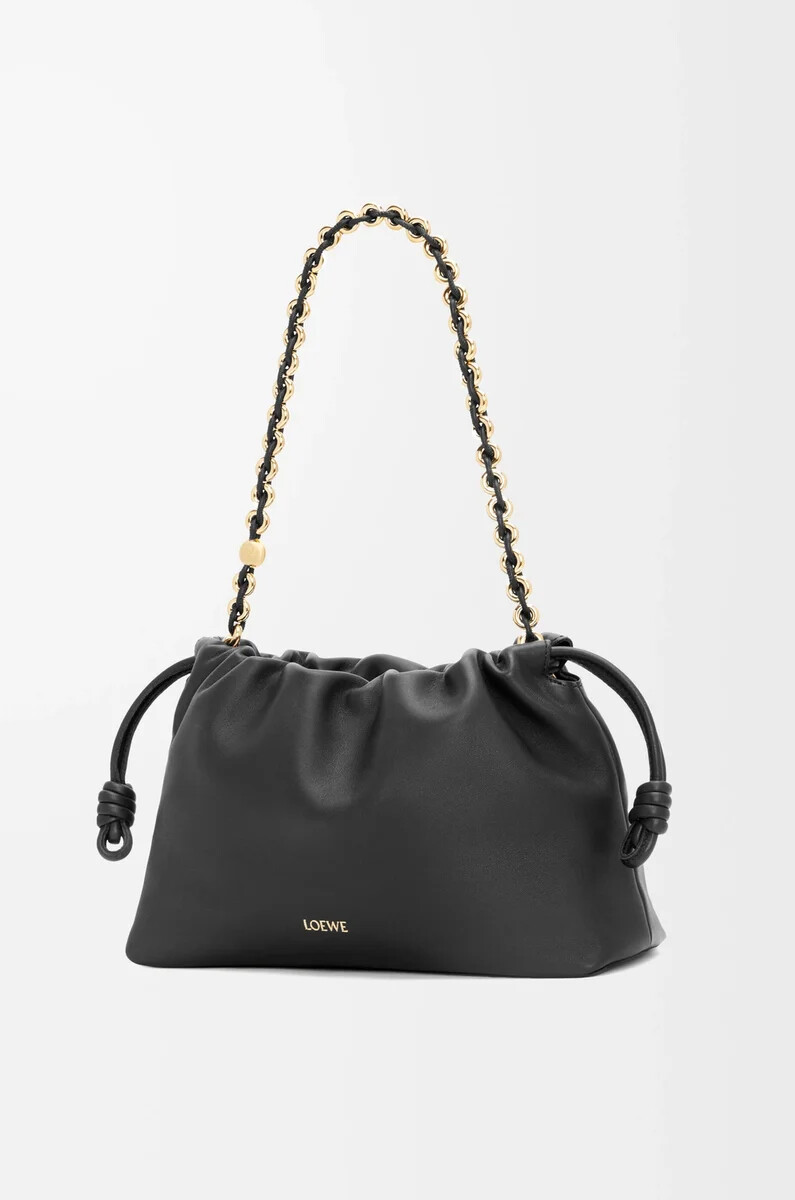 mittelgroße flamenco-handtasche aus weichem nappa-lammleder schwarz