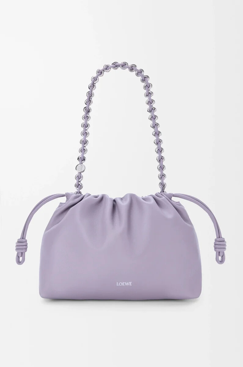 mittelgroße flamenco-handtasche aus weichem nappa-lammleder in der farbe dirty mauve