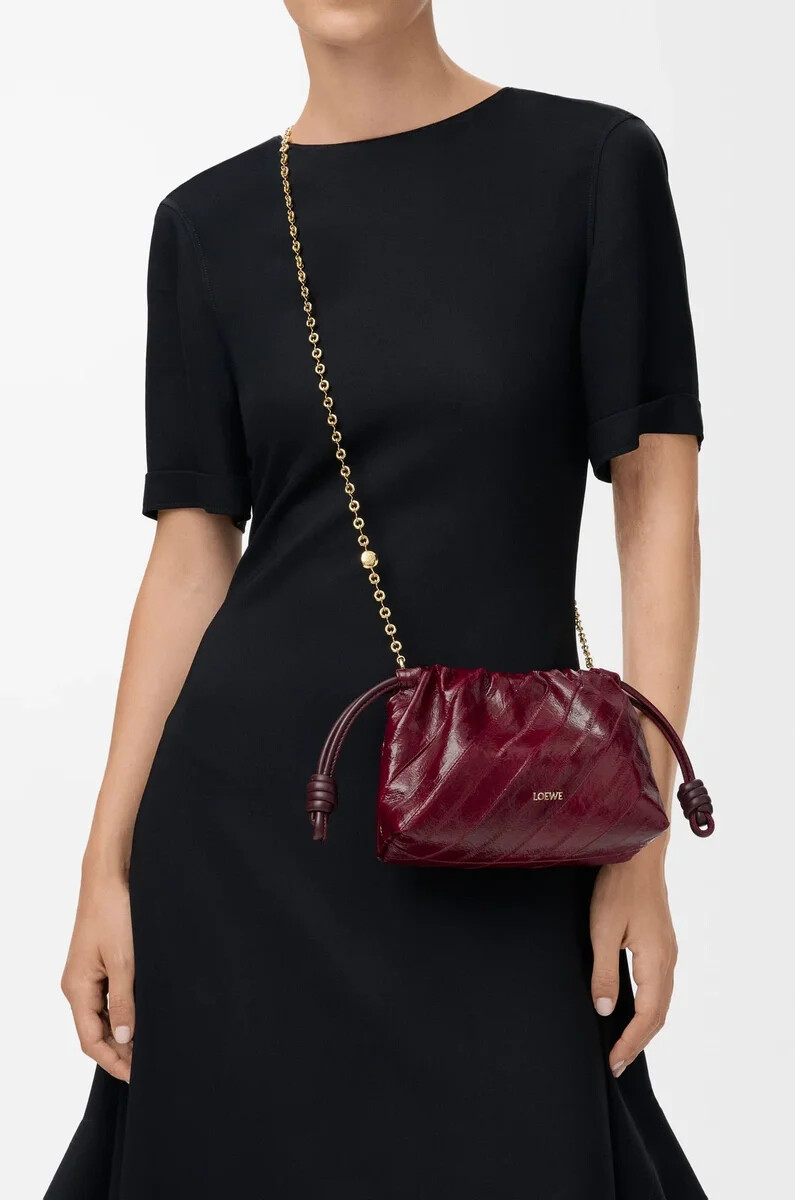 mini flamenco handtasche in aal-burgund