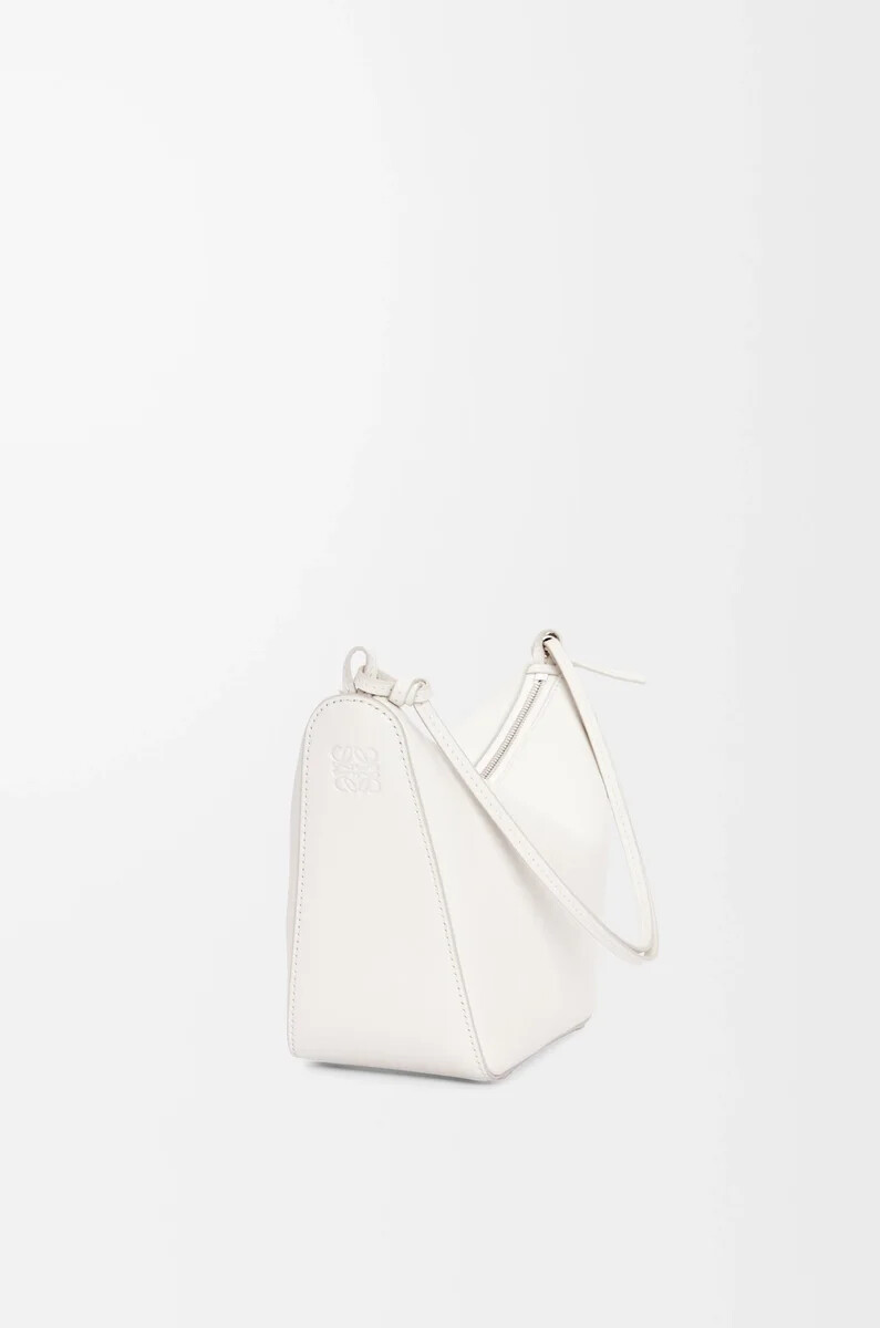 mini-hängematte aus klassischem kalbsleder in soft white
