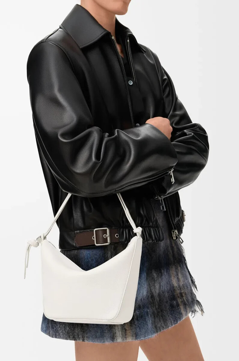mini-hängematte aus klassischem kalbsleder in soft white