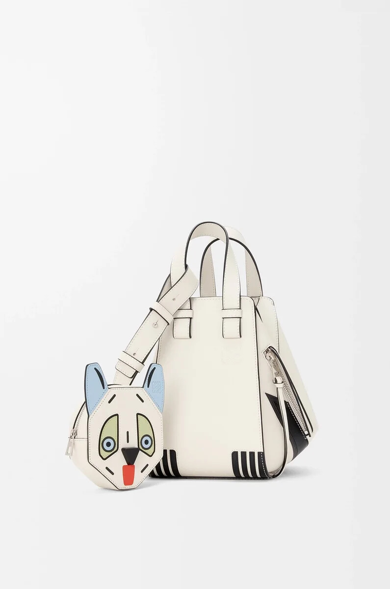futurist cat kompakt-hängemattentasche aus klassischem kalbsleder in soft white