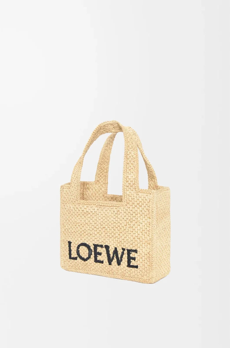 mini loewe font tote aus bast natur