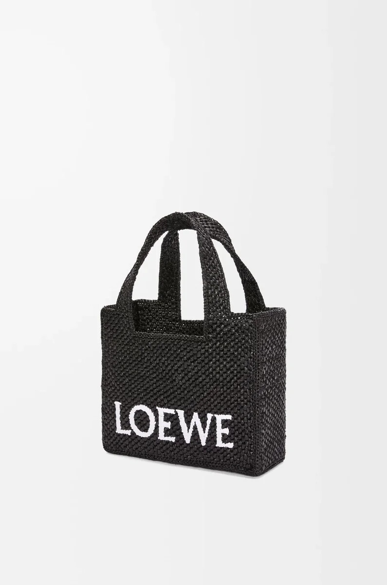 mini loewe font tote aus bast schwarz