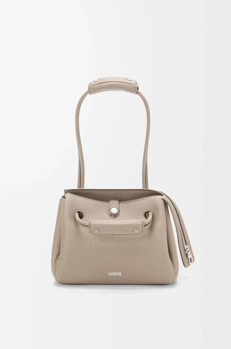 kleine madrid-tasche aus geschmeidigem genarbtem kalbsleder farbe clay