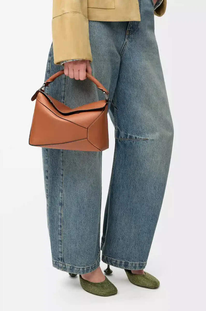 kleine puzzle edge tasche aus klassischem kalbsleder in hellbraun