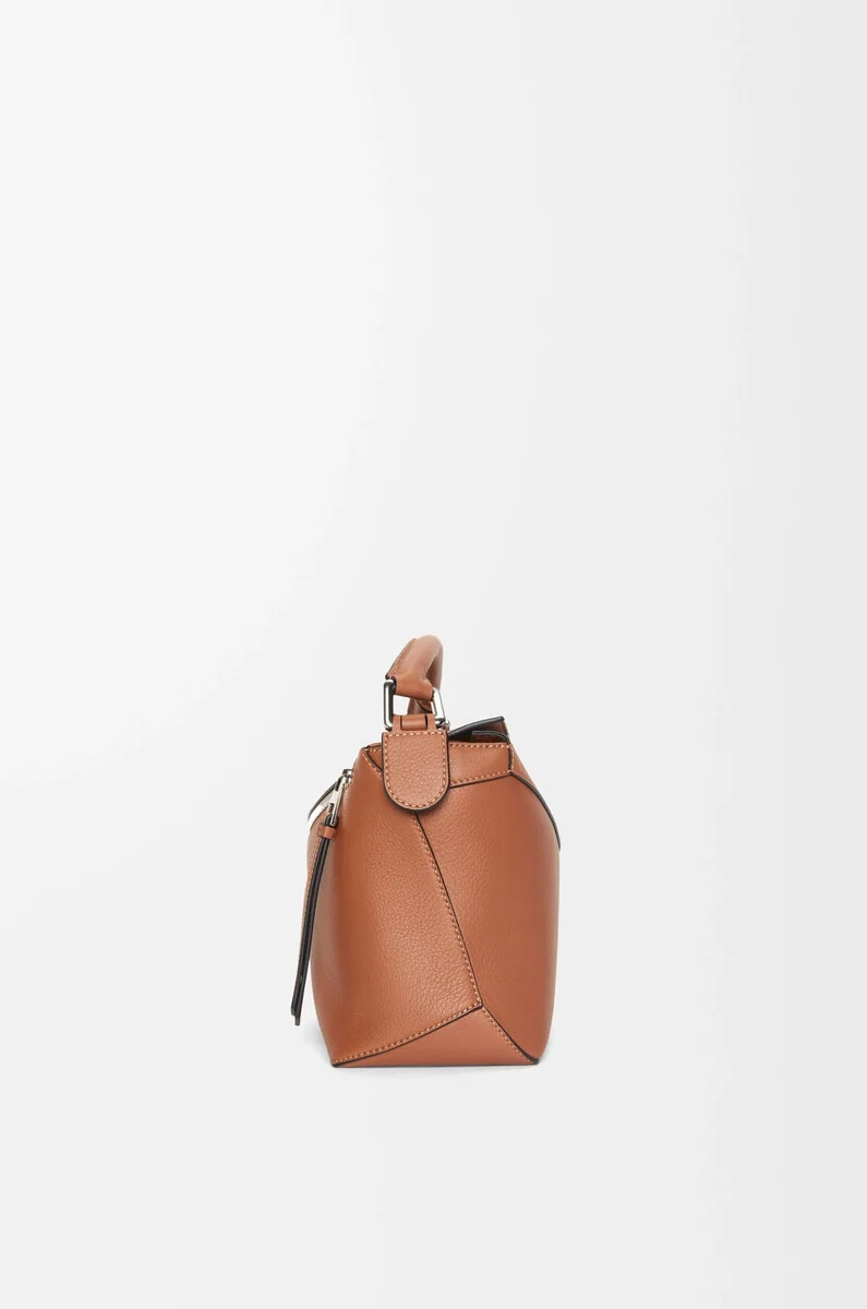 kleine puzzle edge tasche aus klassischem kalbsleder in hellbraun