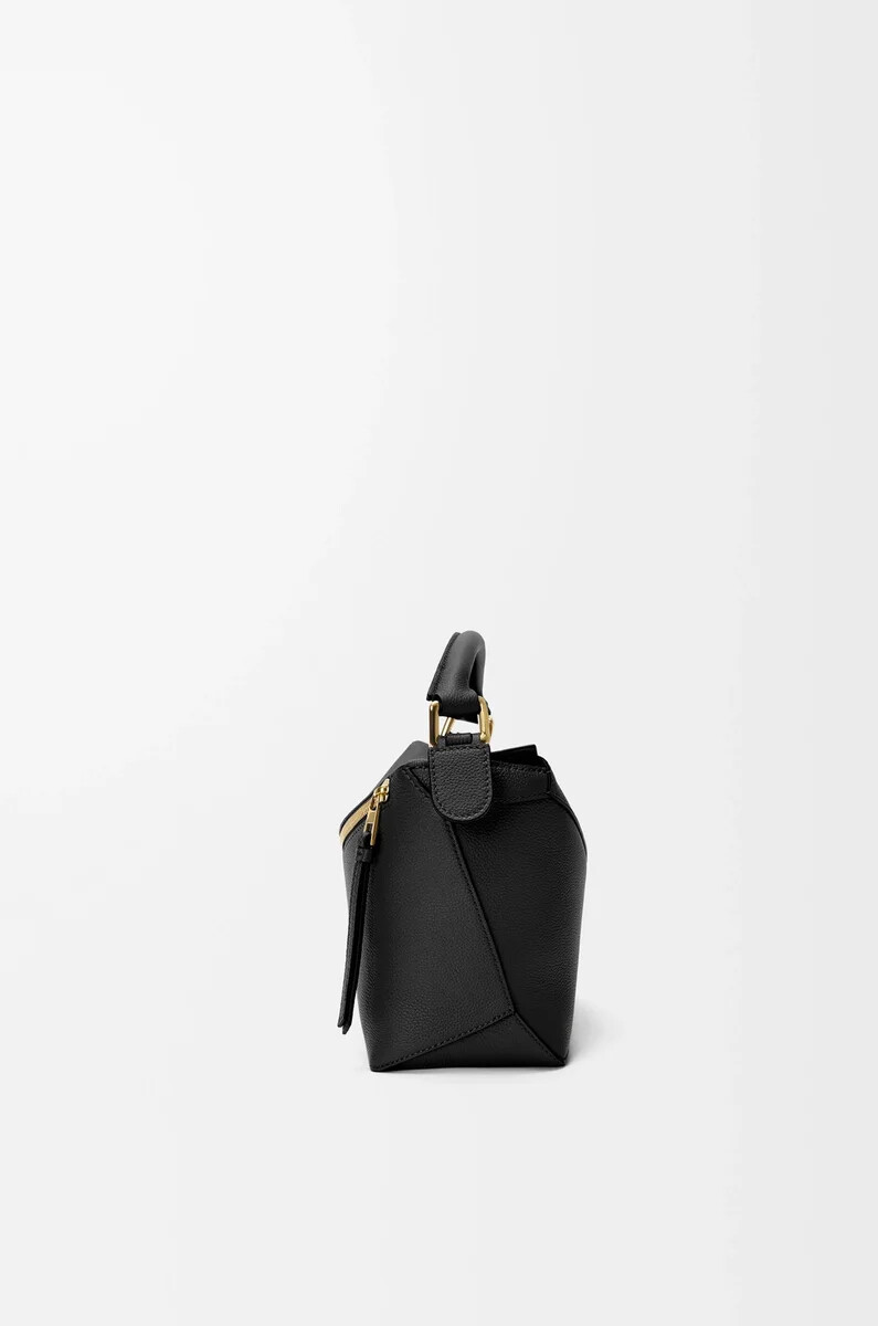 kleine puzzle edge tasche aus weichem genarbtem kalbsleder schwarz