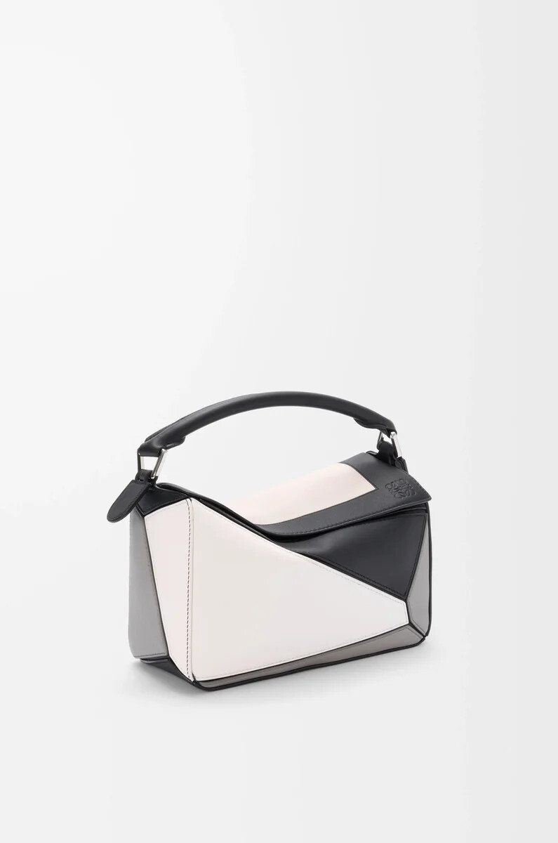 kleine puzzle-tasche aus nappa-kalbsleder grauhellgrau