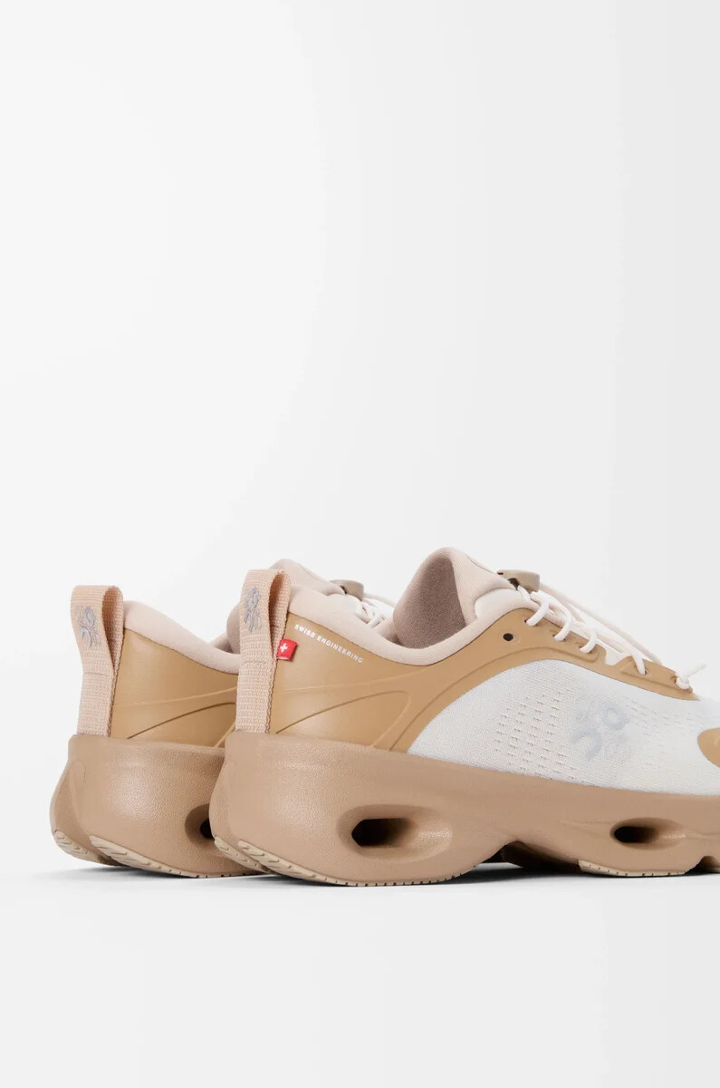 cloudsolo sneaker dunkelsandcreme
