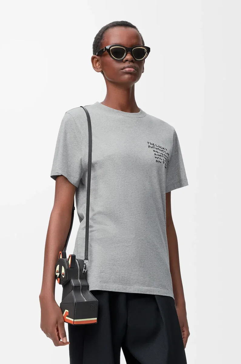 normal geschnittenes t-shirt aus graumelierter baumwolle