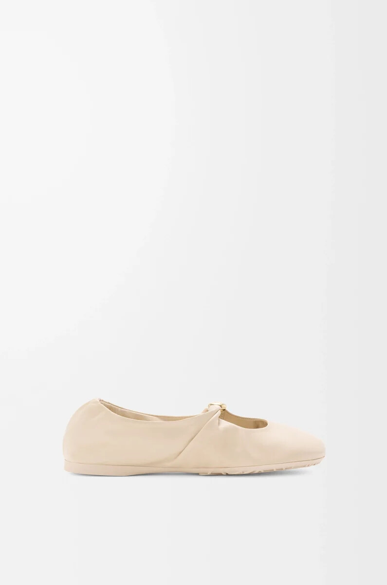 pebble soft ballerina aus nappa-lammleder dough