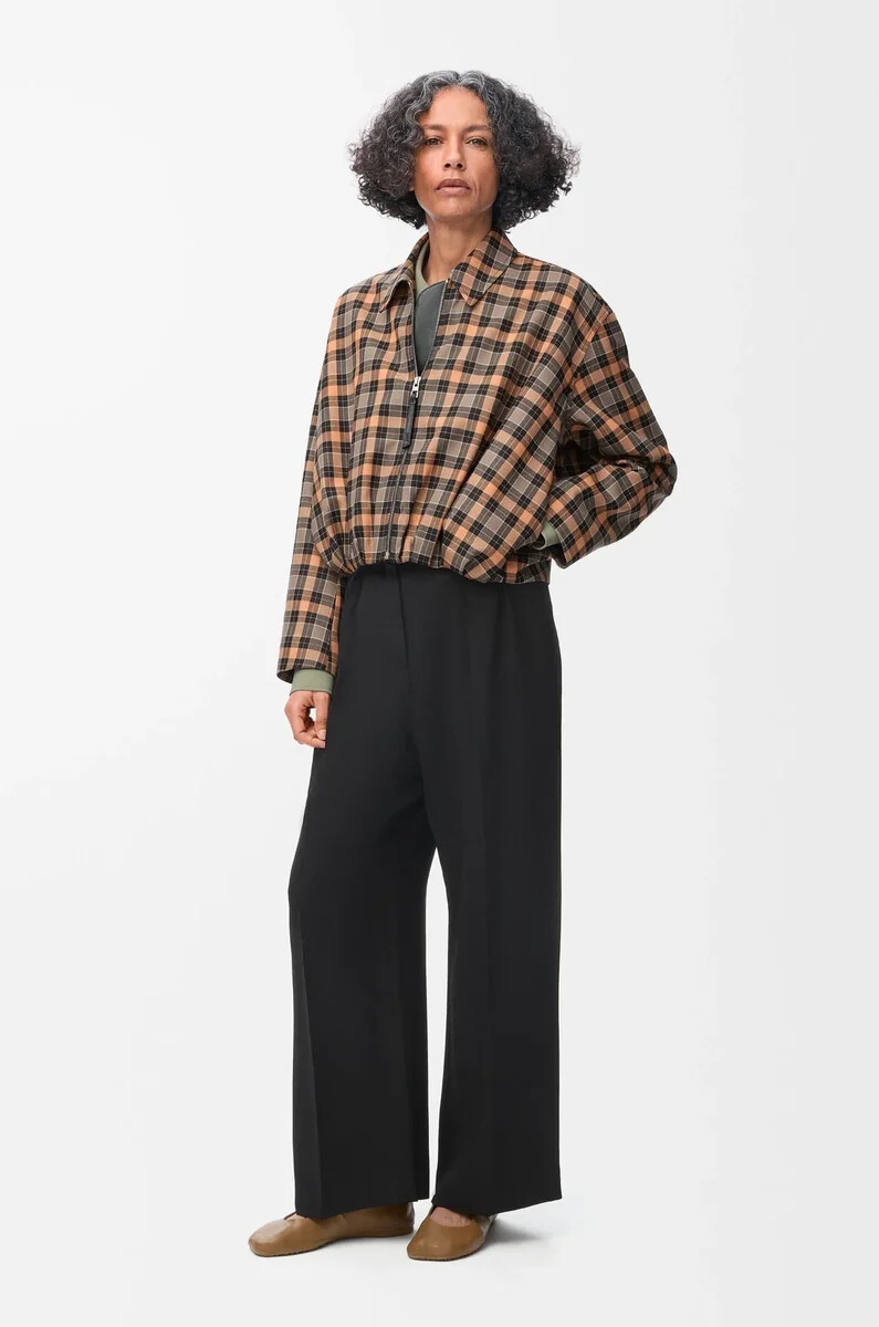 schwarze hose aus stretch-viskose