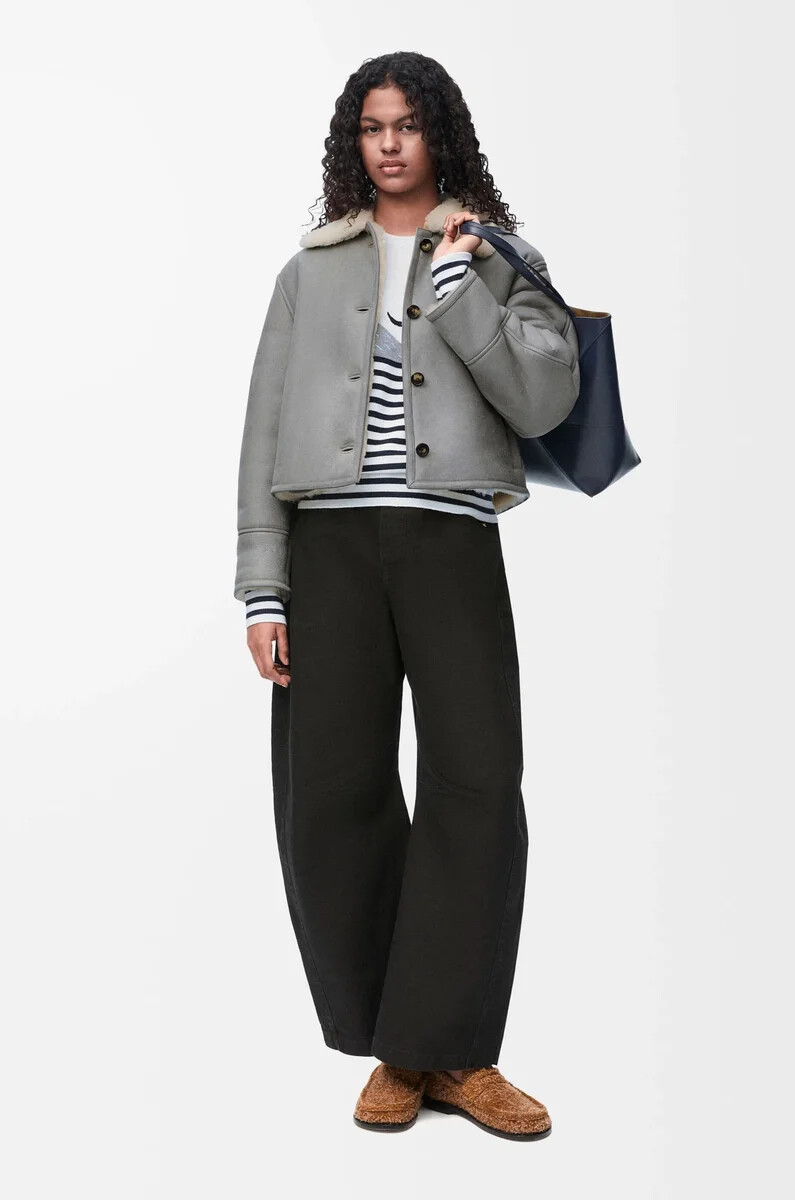 jacke aus shearling grau