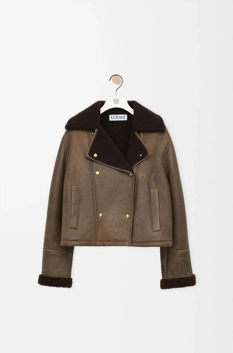 jacke aus shearling in salbei