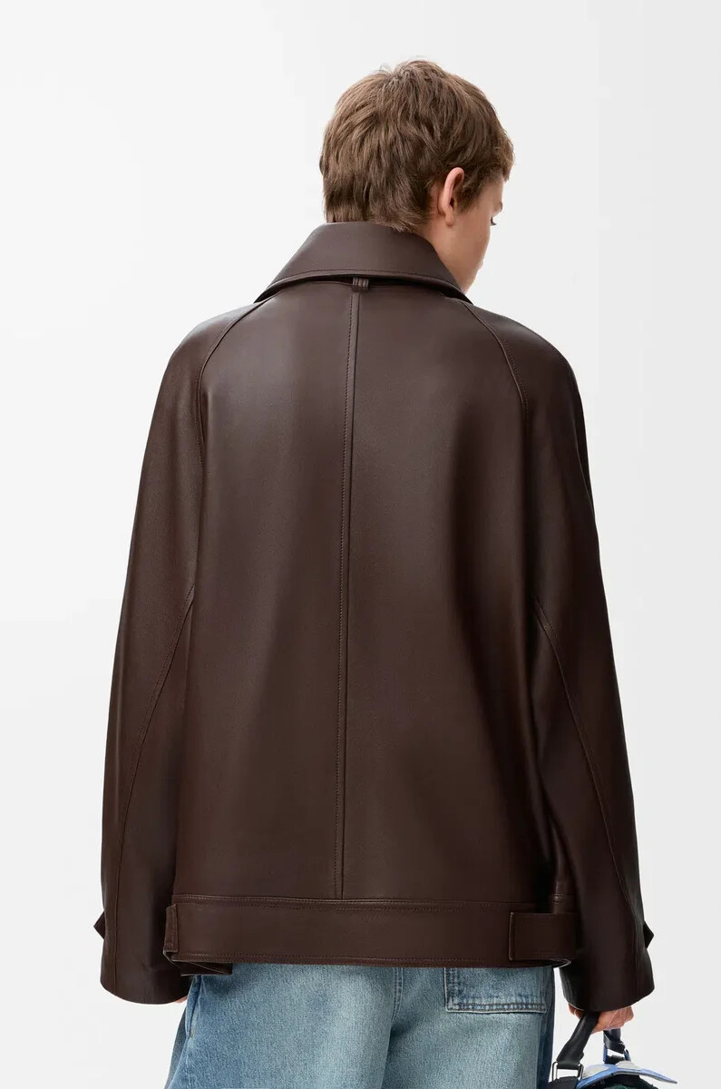 bow-jacke aus nappa-lammleder in dunkler schokolade