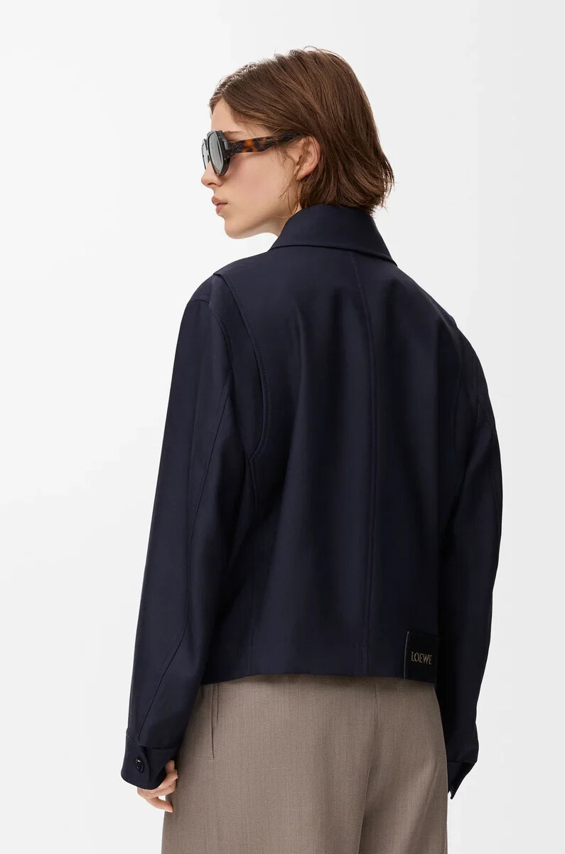 gürteljacke aus wolle und seide marineblau