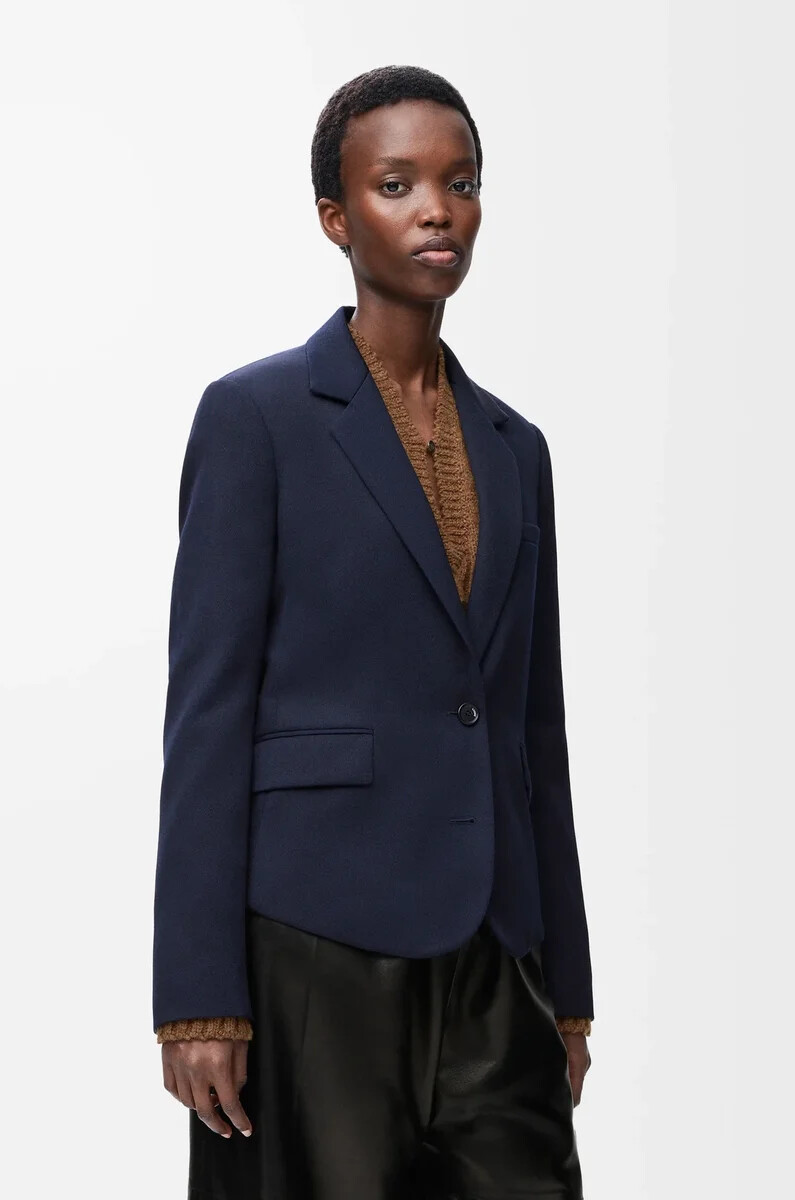 taillierter wollblazer in marineblau