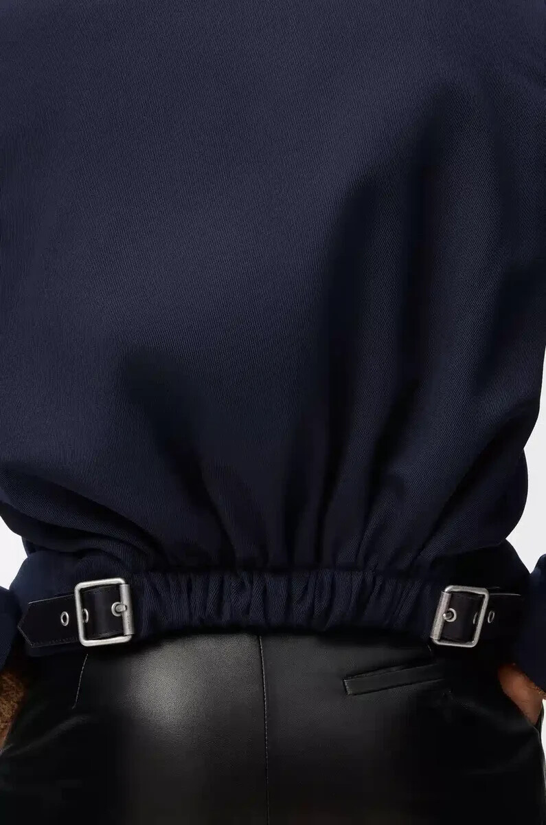 taillierter wollblazer in marineblau