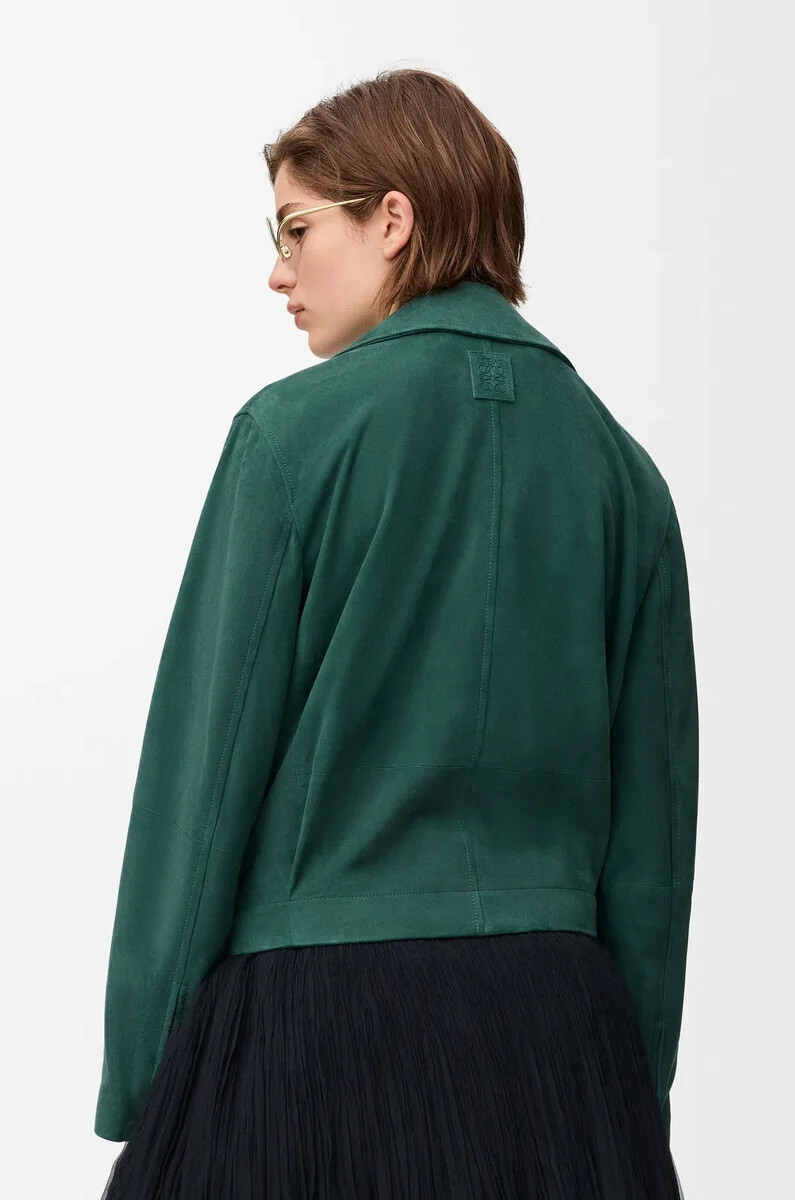 gürteljacke aus grünem ziegenveloursleder