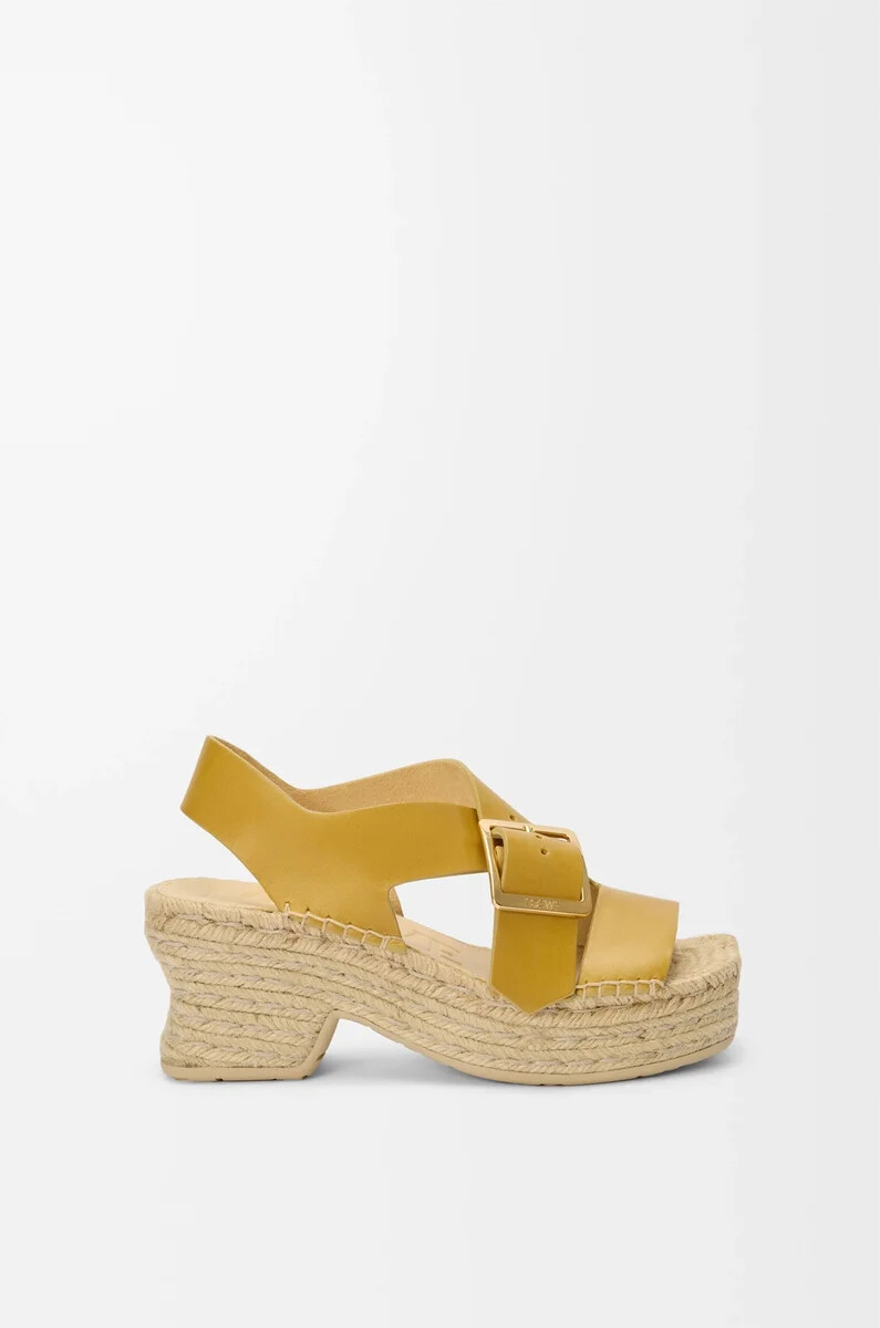 petal espadrille-plateausandalen aus pflanzlich gegerbtem kalbsleder in ocker
