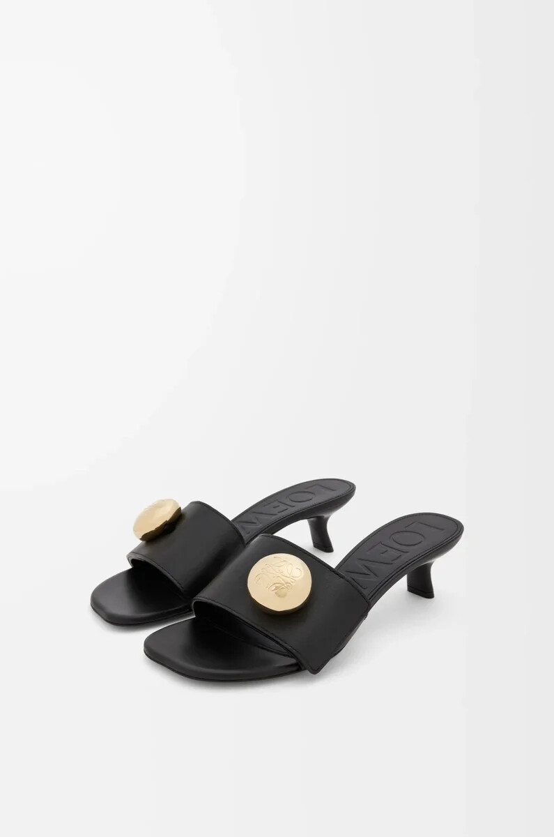 pebble-sandalen aus weichem kalbsleder schwarz