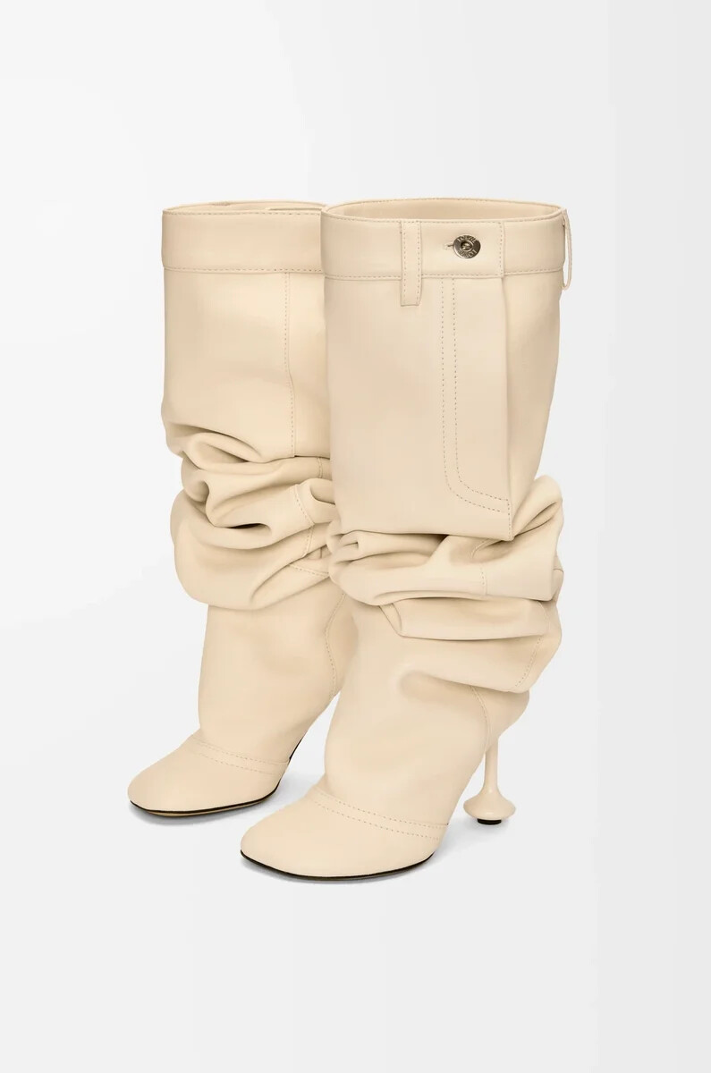 toy overknee-stiefel aus nappa-lammleder in hafermilch