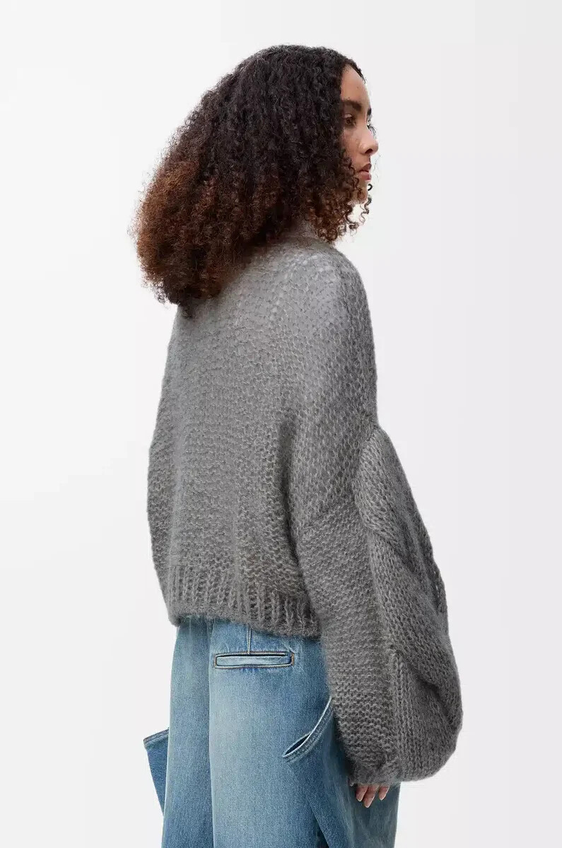 anagramm-pullover aus mohair graumeliert