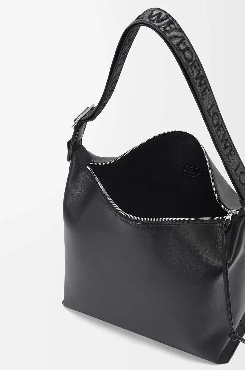 cubi umhängetasche aus geschmeidigem glattem kalbsleder und jacquard-muster schwarz