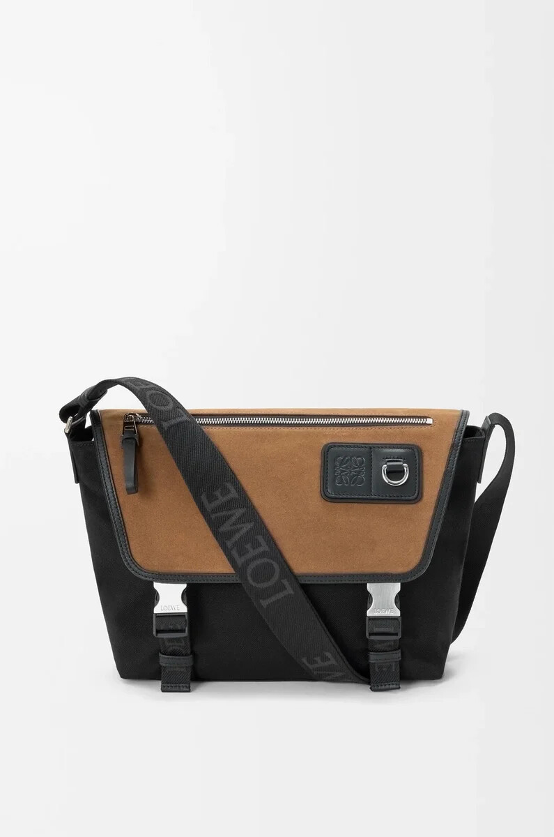medium flex messenger bag aus canvas und wildleder in schwarzdunkelgold