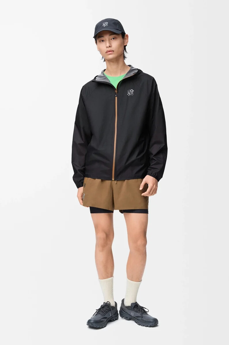 ultra-jacke aus technischem obermaterial schwarz