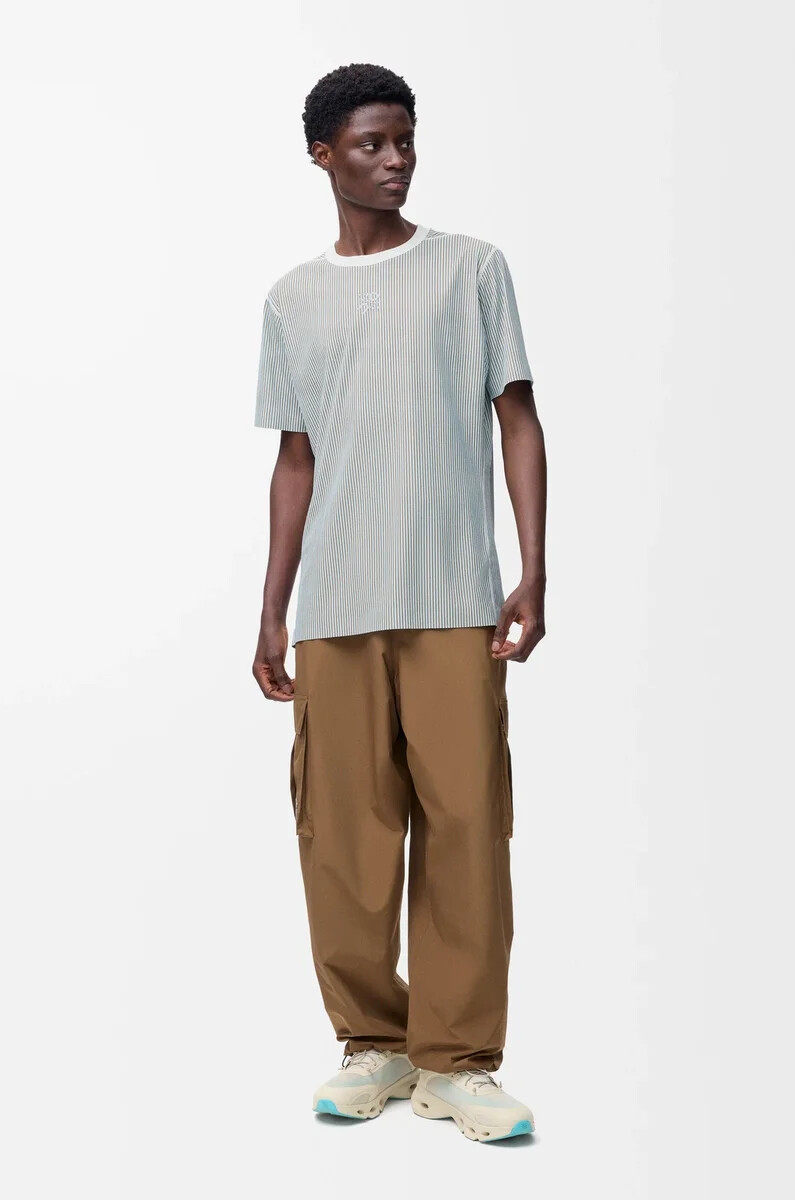 funktions-t-shirt aus jersey beigeblau