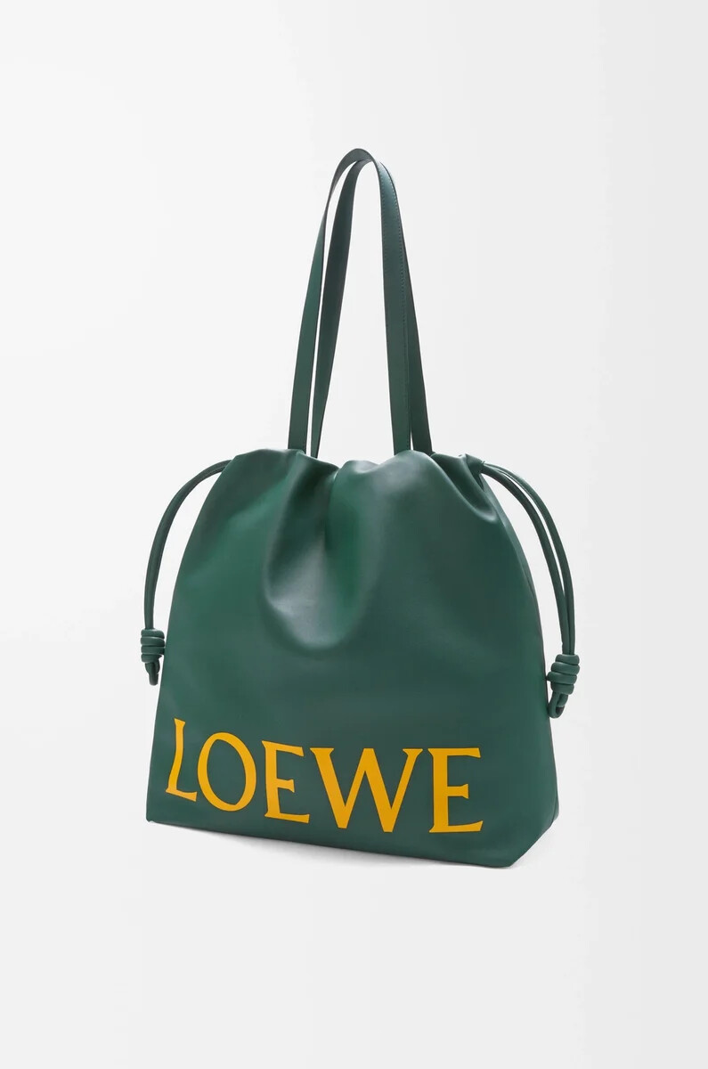 flamenco-logo-tragetasche aus nappa-kalbsleder evergreen