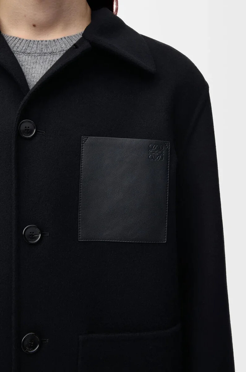 schwarze arbeitsjacke aus wolle und kaschmir