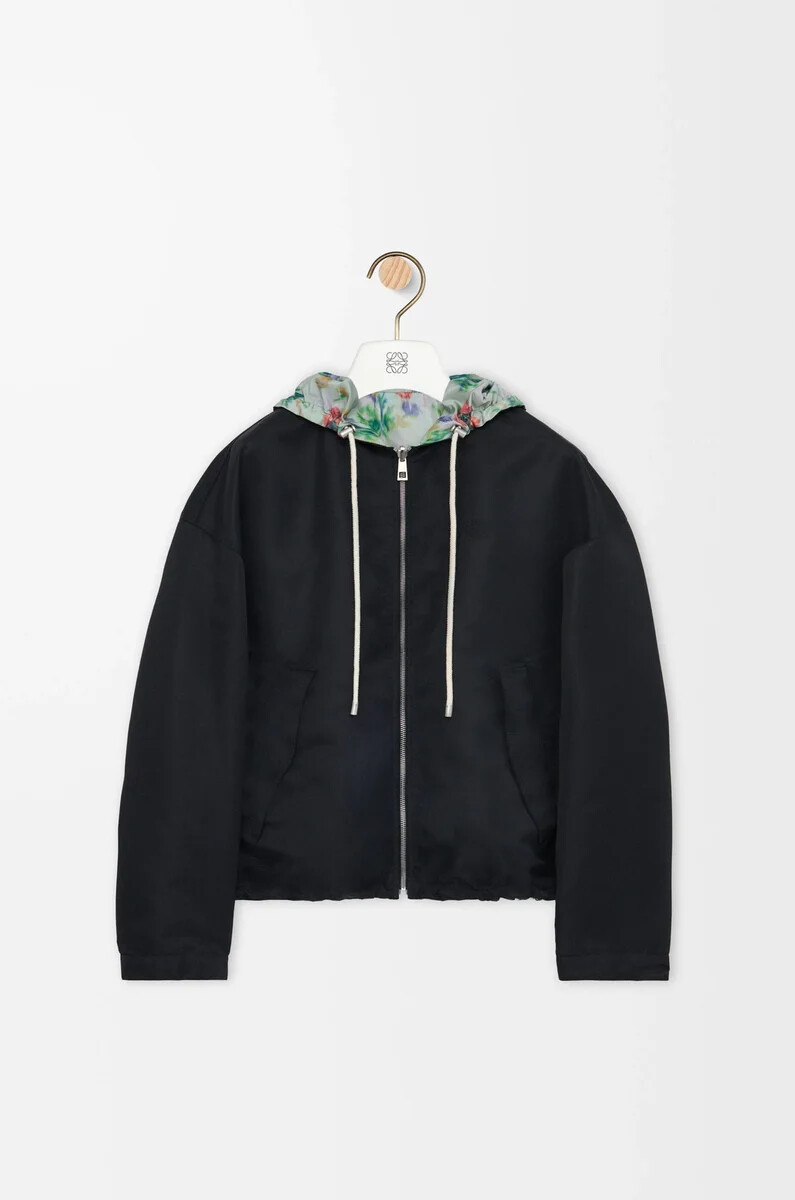 kapuzenjacke aus polyester und seide grünrot