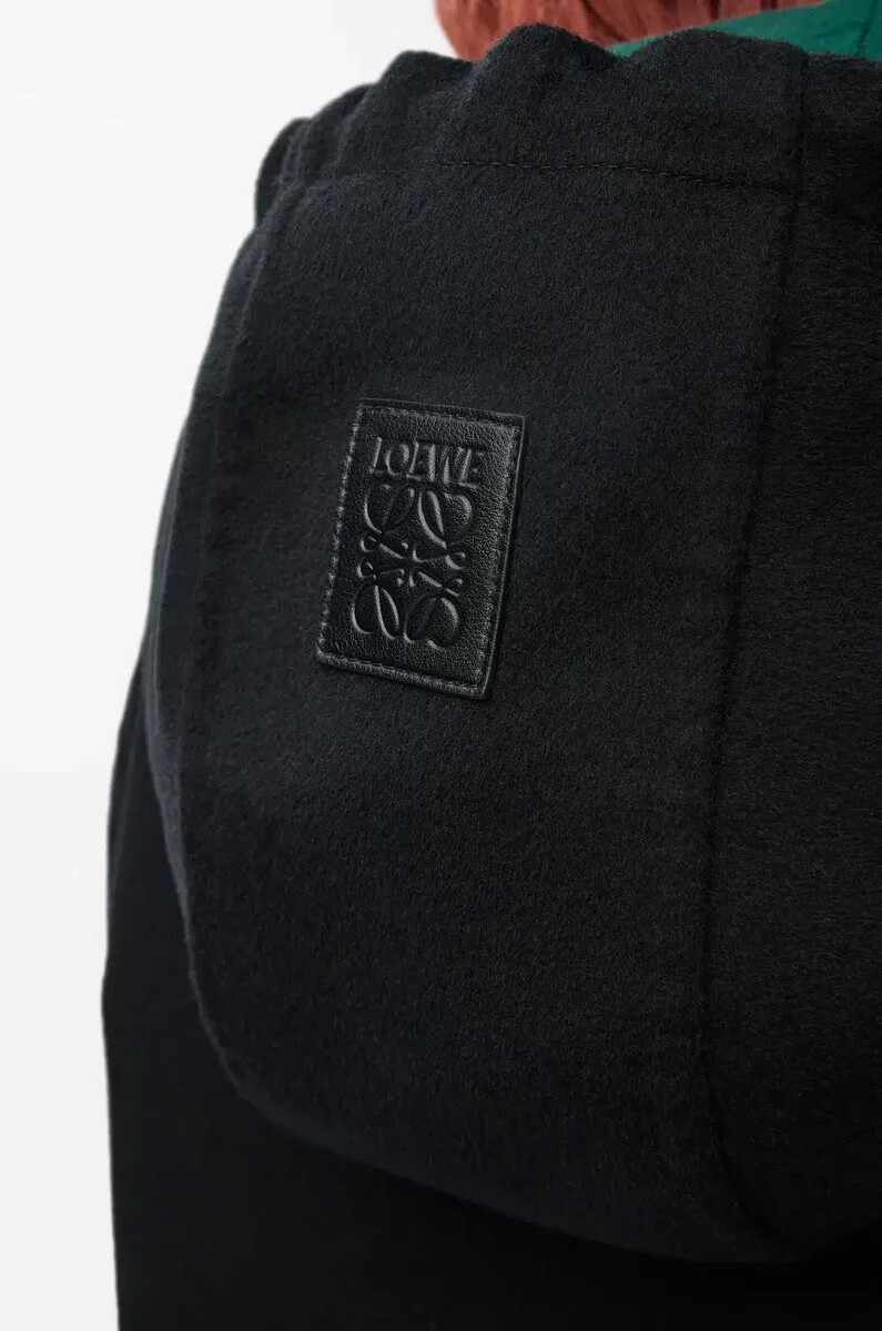 kapuzenjacke aus wolle und kaschmir schwarzgrün