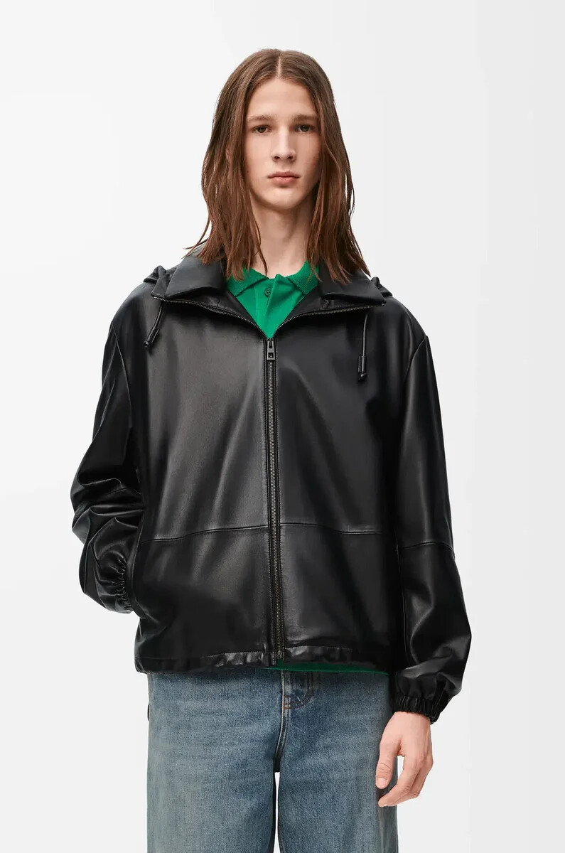 kapuzenjacke aus schwarzem nappa-lammleder