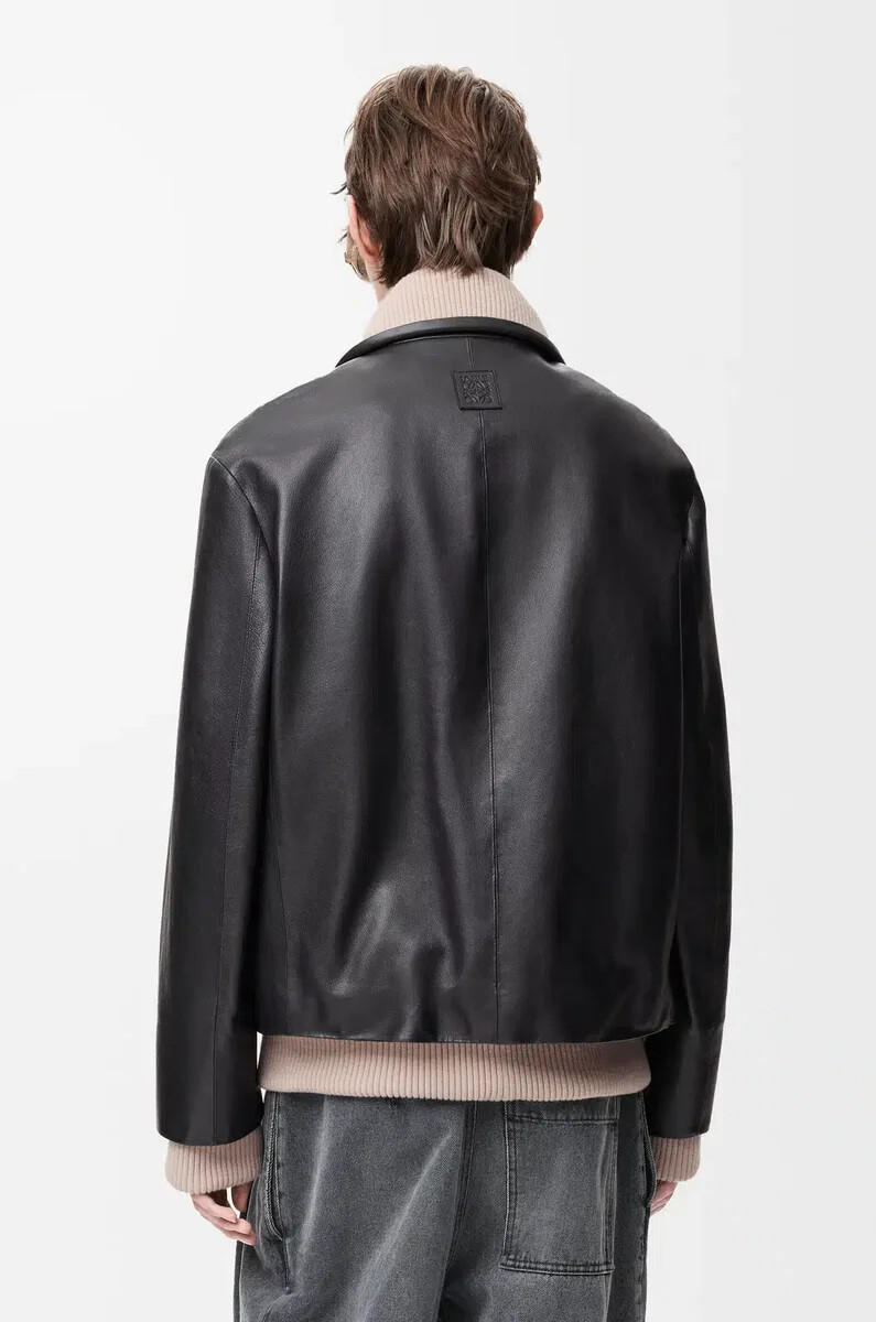 jacke aus schwarzem nappa-büffelleder