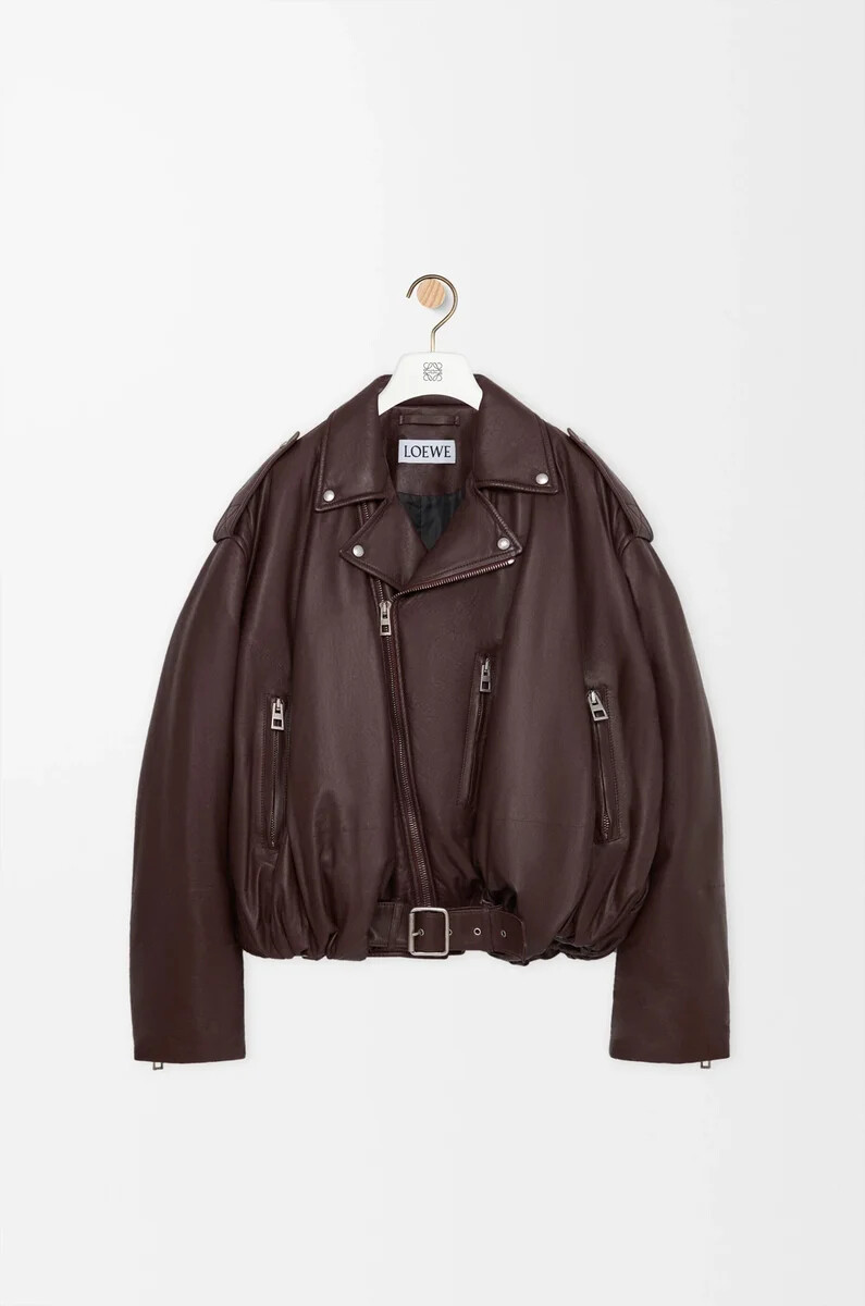 bikerjacke im ballonstil aus dunkelbraunem nappa-lammleder