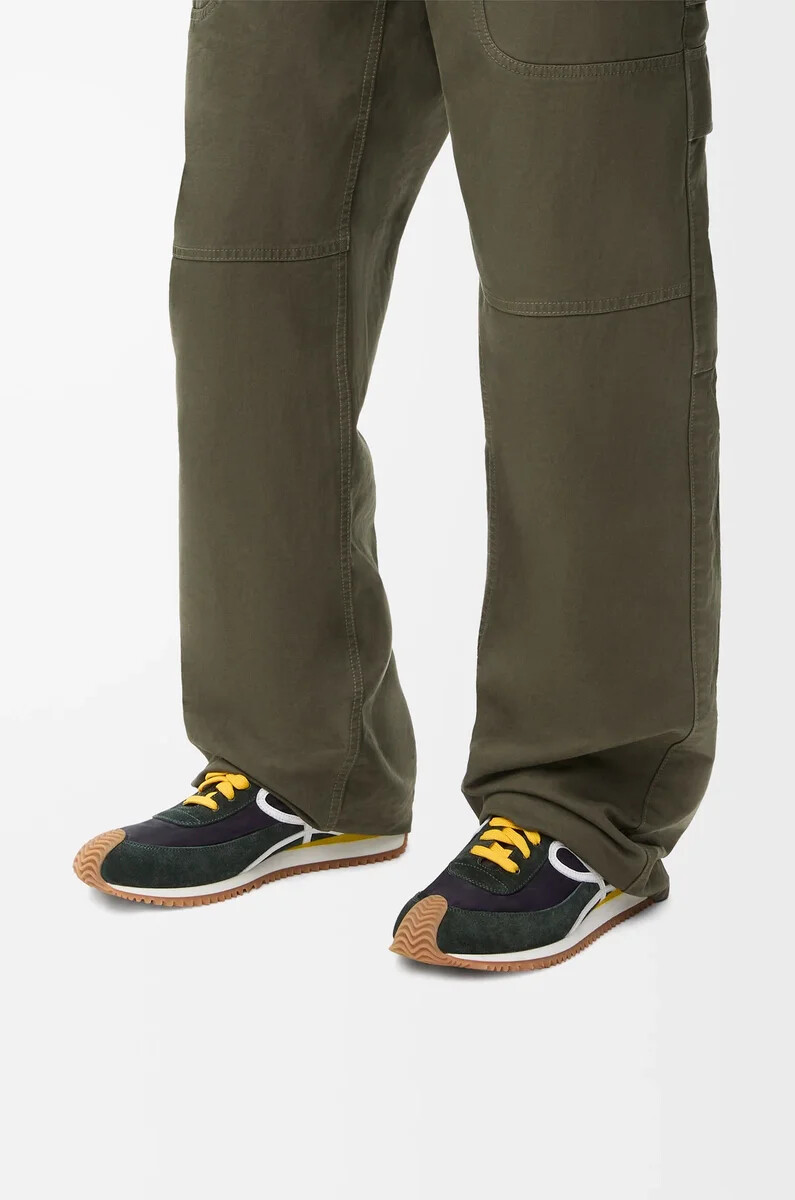 flow runner 2.0 aus nylon und wildleder schwarzweißkhaki